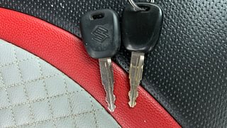 Used 2018 Maruti Suzuki Alto 800 [2016-2019] Lxi Petrol Manual extra CAR KEY VIEW