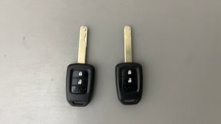 Used 2012 Honda Brio [2011-2016] S(O)MT Petrol Manual extra CAR KEY VIEW