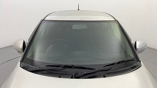 Used 2017 Maruti Suzuki Swift [2011-2017] VXi Petrol Manual exterior FRONT WINDSHIELD VIEW