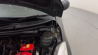 Used 2016 Maruti Suzuki Swift [2011-2017] LXi Petrol Manual engine ENGINE LEFT SIDE HINGE & APRON VIEW