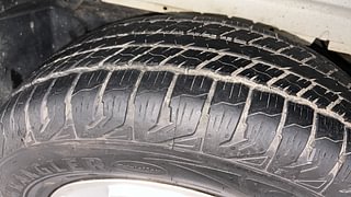 Used 2018 Mahindra Scorpio [2017-2020] S7 120 PS Diesel Manual tyres LEFT REAR TYRE TREAD VIEW