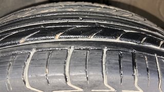 Used 2016 Volkswagen Polo [2014-2020] Highline 1.5 (D) Diesel Manual tyres LEFT FRONT TYRE TREAD VIEW