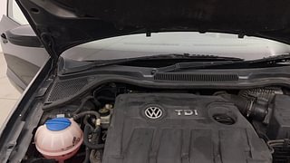 Used 2016 Volkswagen Polo [2014-2020] Highline 1.5 (D) Diesel Manual engine ENGINE RIGHT SIDE HINGE & APRON VIEW