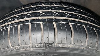 Used 2019 Hyundai Elite i20 [2018-2020] Magna Plus 1.2 Petrol Manual tyres LEFT FRONT TYRE TREAD VIEW