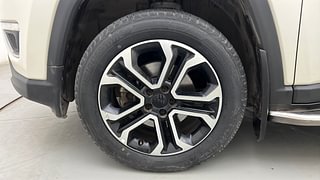 Used 2020 JEEP Compass [2017-2021] Limited Plus 1.4 Petrol Petrol Automatic tyres LEFT FRONT TYRE RIM VIEW
