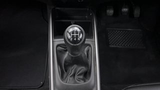 Used 2020 Maruti Suzuki Baleno [2019-2022] Zeta Petrol Petrol Manual interior GEAR  KNOB VIEW