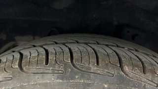 Used 2018 Hyundai Eon [2011-2018] Sportz Petrol Manual tyres RIGHT REAR TYRE TREAD VIEW