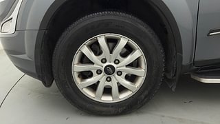 Used 2016 Mahindra XUV500 [2015-2018] W10 1.99 Diesel Manual tyres LEFT FRONT TYRE RIM VIEW