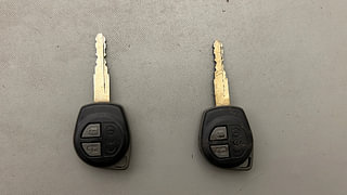 Used 2014 Maruti Suzuki Swift [2011-2017] VDi Diesel Manual extra CAR KEY VIEW