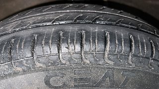 Used 2013 Maruti Suzuki Alto 800 [2012-2016] Lxi Petrol Manual tyres LEFT FRONT TYRE TREAD VIEW