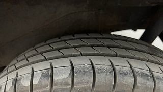 Used 2014 Maruti Suzuki Wagon R 1.0 [2010-2019] VXi Petrol Manual tyres LEFT REAR TYRE TREAD VIEW