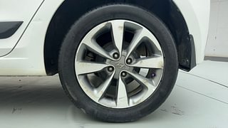 Used 2015 Hyundai Elite i20 [2014-2018] Sportz 1.2 (O) Petrol Manual tyres LEFT REAR TYRE RIM VIEW