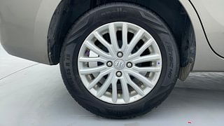 Used 2022 maruti-suzuki Dzire ZXI AMT Petrol Automatic tyres RIGHT REAR TYRE RIM VIEW