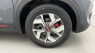 Used 2020 Kia Sonet GTX Plus 1.0 DCT Petrol Automatic tyres RIGHT FRONT TYRE RIM VIEW