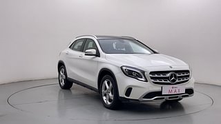 Used 2017 Mercedes-Benz GLA [2017-2020] 220d 4MATIC Diesel Automatic exterior RIGHT FRONT CORNER VIEW
