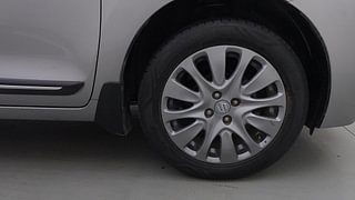 Used 2017 Maruti Suzuki Baleno [2015-2019] Alpha Petrol Petrol Manual tyres RIGHT FRONT TYRE RIM VIEW