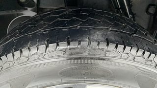 Used 2020 Renault Duster [2015-2019] 110 PS RXZ 4X2 MT Diesel Manual tyres RIGHT REAR TYRE TREAD VIEW