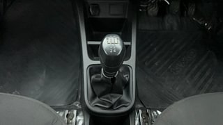 Used 2021 Renault Kwid RXL Petrol Manual interior GEAR  KNOB VIEW