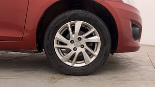 Used 2012 Maruti Suzuki Swift [2011-2017] ZDi Diesel Manual tyres RIGHT FRONT TYRE RIM VIEW