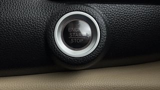 Used 2021 Honda Amaze 1.2 VX i-VTEC Petrol Manual top_features Keyless start