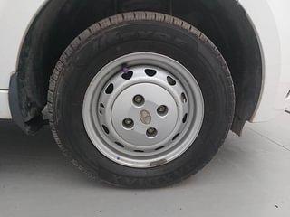 Used 2018 Tata Tiago [2016-2020] Revotron XM Petrol Manual tyres RIGHT FRONT TYRE RIM VIEW