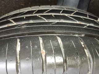 Used 2021 Toyota Glanza [2019-2022] V Petrol Manual tyres LEFT REAR TYRE TREAD VIEW