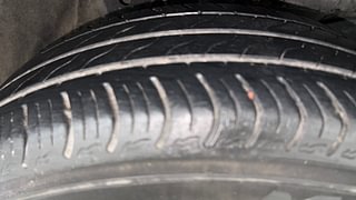 Used 2021 Honda Amaze 1.2 VX i-VTEC Petrol Manual tyres RIGHT FRONT TYRE TREAD VIEW
