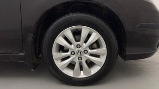 Used 2012 Honda City [2011-2014] 1.5 V MT Petrol Manual tyres RIGHT FRONT TYRE RIM VIEW