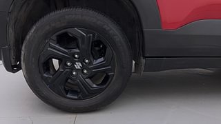 Used 2022 Maruti Suzuki Brezza ZXI AT Petrol Automatic tyres RIGHT REAR TYRE RIM VIEW