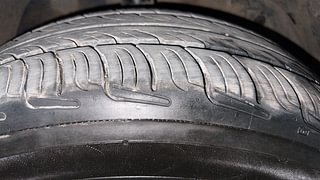 Used 2014 Tata Zest [2014-2019] XE Petrol Petrol Manual tyres RIGHT FRONT TYRE TREAD VIEW