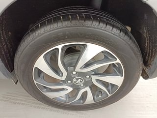 Used 2021 Toyota Glanza [2019-2022] V Petrol Manual tyres LEFT REAR TYRE RIM VIEW