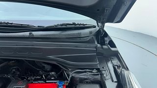 Used 2018 Hyundai Creta [2018-2020] 1.6 SX AT Diesel Automatic engine ENGINE LEFT SIDE HINGE & APRON VIEW