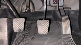 Used 2018 Hyundai Elite i20 [2017-2018] Magna Executive 1.2 Petrol Manual interior PEDALS VIEW