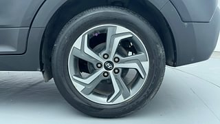 Used 2018 Hyundai Creta [2018-2020] 1.6 SX AT Diesel Automatic tyres LEFT REAR TYRE RIM VIEW