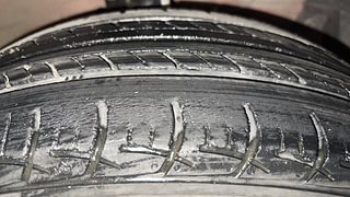 Used 2012 Maruti Suzuki Swift [2011-2017] ZDi Diesel Manual tyres RIGHT FRONT TYRE TREAD VIEW