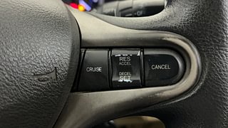 Used 2012 Honda City [2011-2014] 1.5 V MT Petrol Manual top_features Cruise control