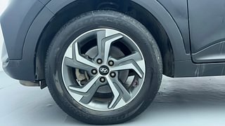 Used 2018 Hyundai Creta [2018-2020] 1.6 SX AT Diesel Automatic tyres LEFT FRONT TYRE RIM VIEW