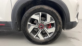 Used 2021 Kia Sonet GTX Plus 1.5 Diesel Manual tyres RIGHT FRONT TYRE RIM VIEW