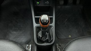 Used 2021 Renault Kwid CLIMBER 1.0 Opt Petrol Manual interior GEAR  KNOB VIEW