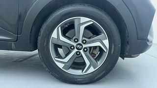 Used 2018 Hyundai Creta [2018-2020] 1.6 SX AT Diesel Automatic tyres RIGHT FRONT TYRE RIM VIEW