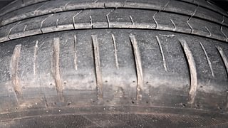 Used 2021 Ford Figo Aspire [2019-2021] Titanium Plus 1.2 Ti-VCT Petrol Manual tyres LEFT FRONT TYRE TREAD VIEW