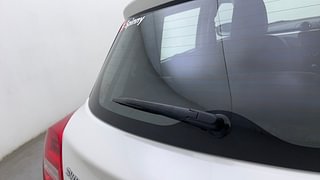 Used 2022 Maruti Suzuki Swift ZXI Petrol Manual top_features Rear wiper