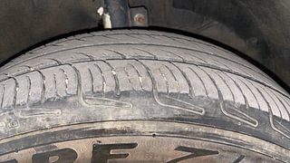 Used 2016 Maruti Suzuki Baleno [2015-2019] Delta Petrol Petrol Manual tyres RIGHT FRONT TYRE TREAD VIEW