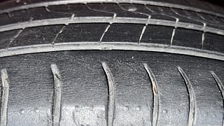 Used 2019 Hyundai New Santro 1.1 Sportz MT Petrol Manual tyres RIGHT REAR TYRE TREAD VIEW