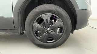 Used 2022 Tata Punch Accomplished MT Petrol Manual tyres RIGHT FRONT TYRE RIM VIEW