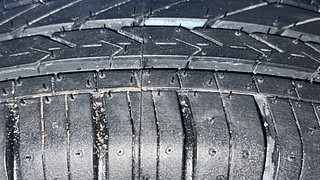 Used 2019 Maruti Suzuki Wagon R 1.2 [2019-2022] ZXI Petrol Manual tyres LEFT FRONT TYRE TREAD VIEW