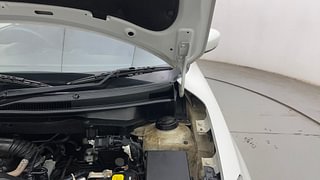 Used 2022 Maruti Suzuki Swift ZXI Petrol Manual engine ENGINE LEFT SIDE HINGE & APRON VIEW