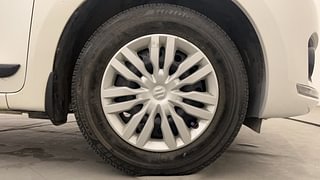 Used 2019 Maruti Suzuki Dzire VXi AMT Petrol Automatic tyres RIGHT FRONT TYRE RIM VIEW