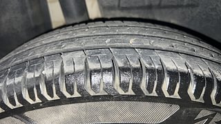 Used 2019 Maruti Suzuki Dzire VXi AMT Petrol Automatic tyres RIGHT REAR TYRE TREAD VIEW
