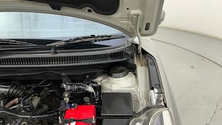 Used 2016 Maruti Suzuki Baleno [2015-2019] Alpha Petrol Petrol Manual engine ENGINE LEFT SIDE HINGE & APRON VIEW